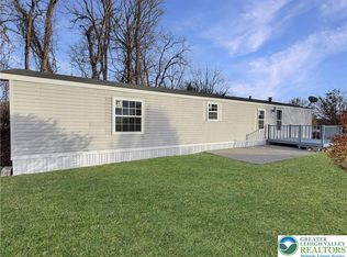 12 Ahearn Dr, Mount Bethel, PA 18343