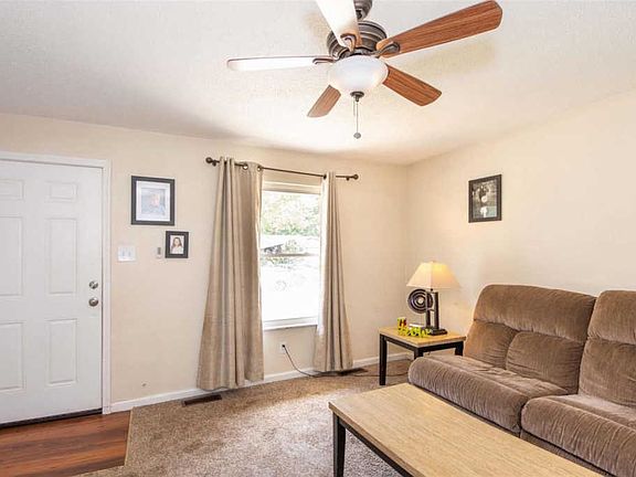 2nd image of 757 Lamplight Ln