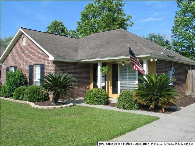 1st image of 14198 Parkridge Dr