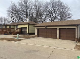 211 W Progress St, Hinton, IA 51024