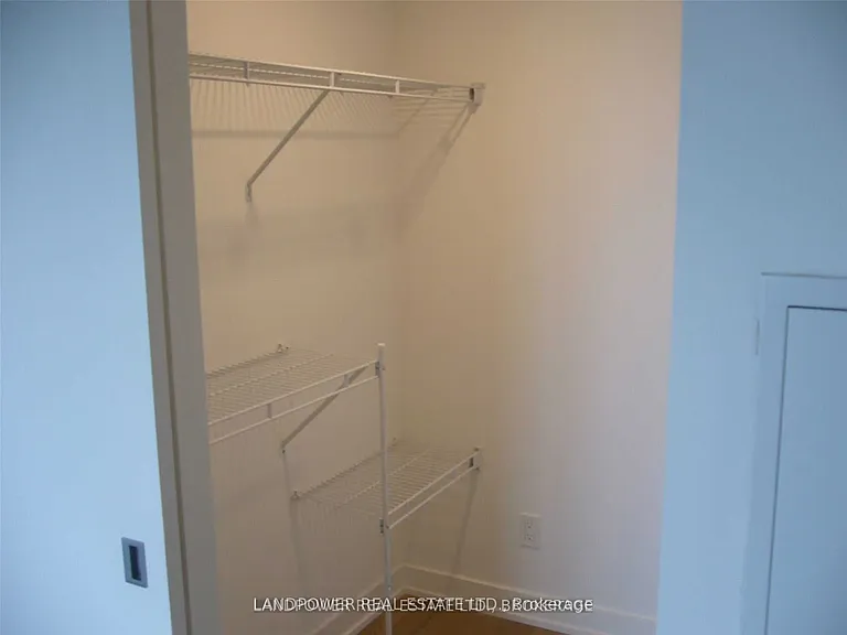 25 Richmond St E #2514 — Photo 11