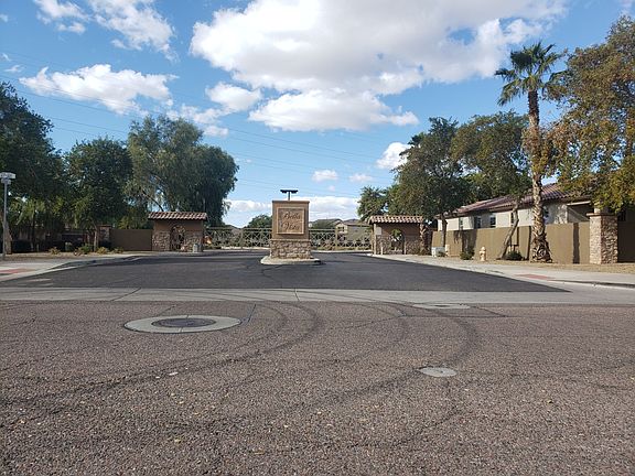 2nd image of 4829 W Leodra Ln