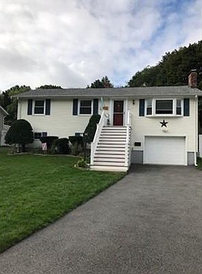 1st image of 28 Crescent Dr