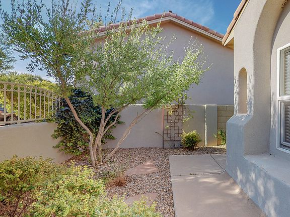 5th image of 7151 Marseille Pl NE