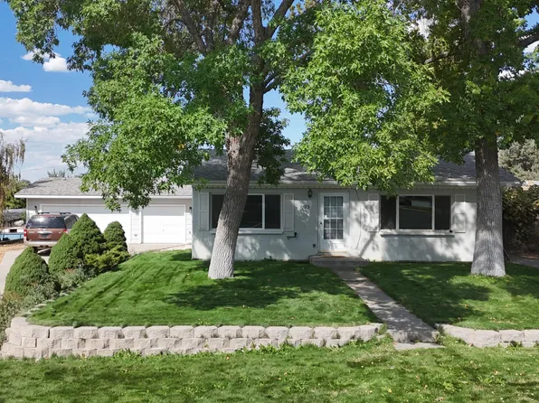 1873 Melarkey St, Winnemucca, NV 89445