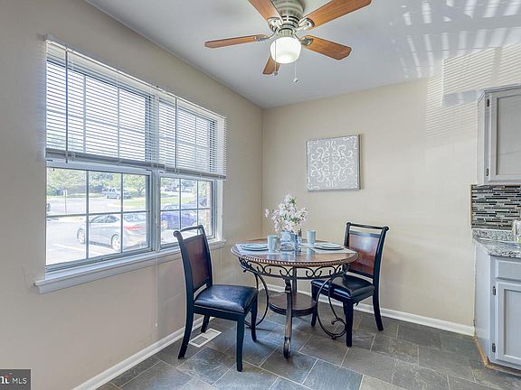 4th image of 14862 Dorian Dr