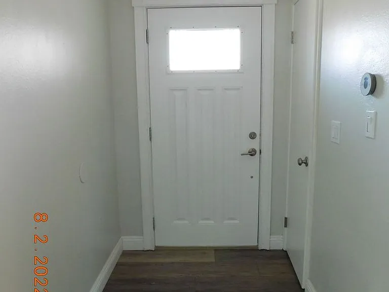 506 S Alvord St — Photo 3