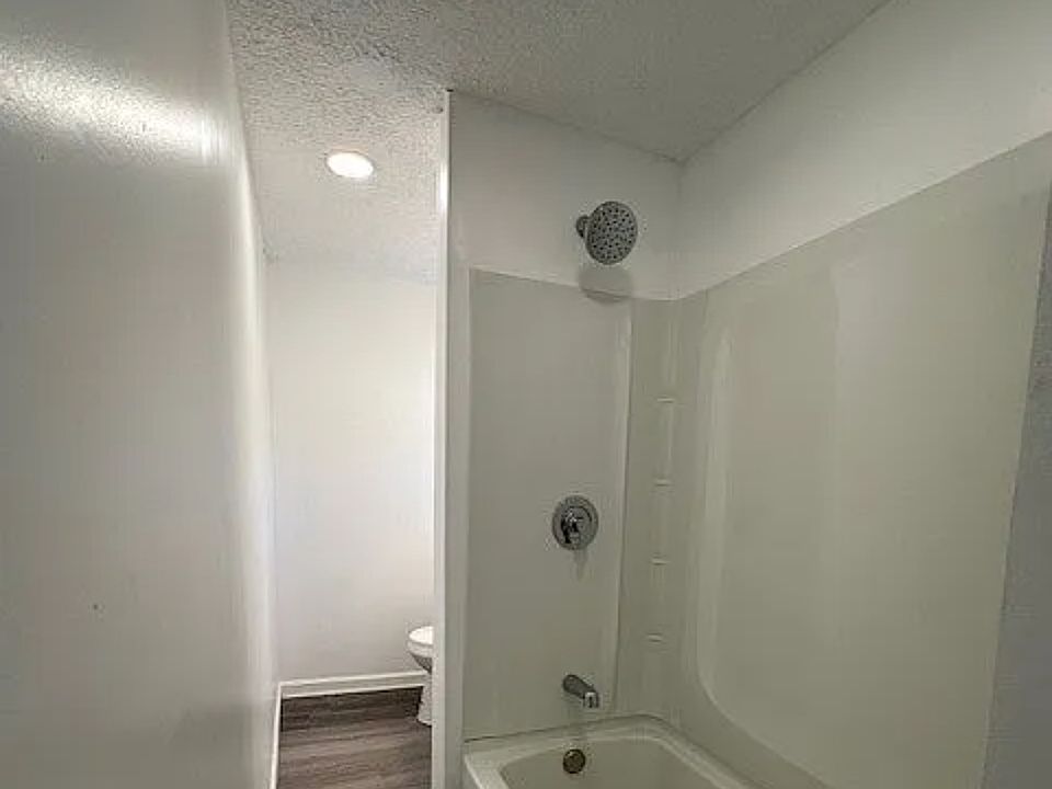 1st image of 1820 Long Ave #5