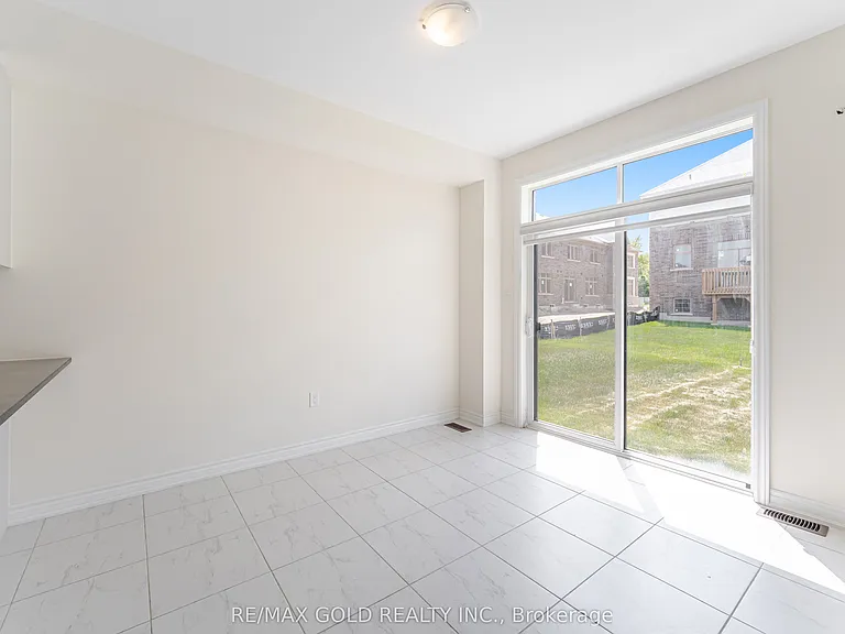 9 Kentledge Ave — Photo 14