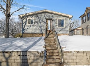 1083 Reaney Ave, Saint Paul, MN 55106