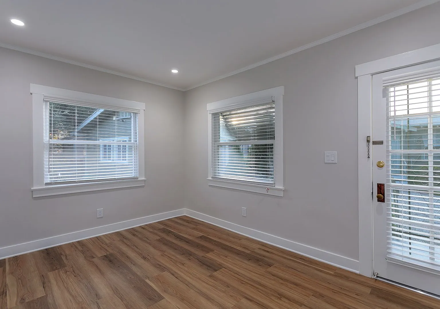 1620 Whitefield Road — Photo 3