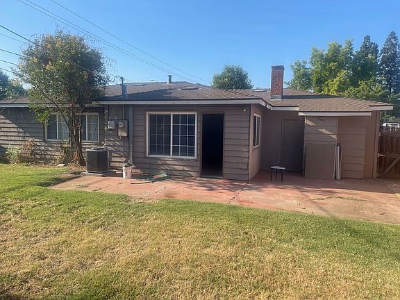 3rd image of 3449 Mayfair Dr