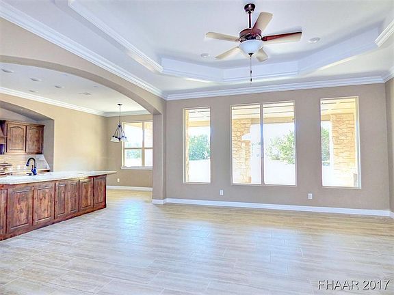 5th image of 12013 Lago Terra Blvd