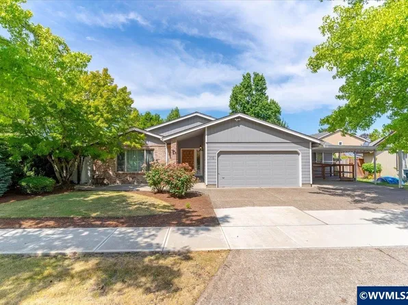 715 Wildflower St NE, Salem, OR 97301