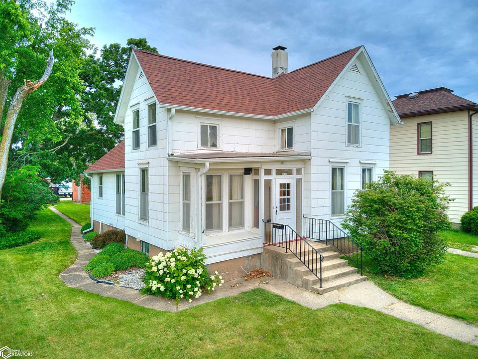 2nd image of 1031 Spring St