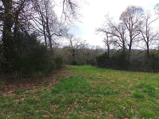 1st image of Colonial Ln