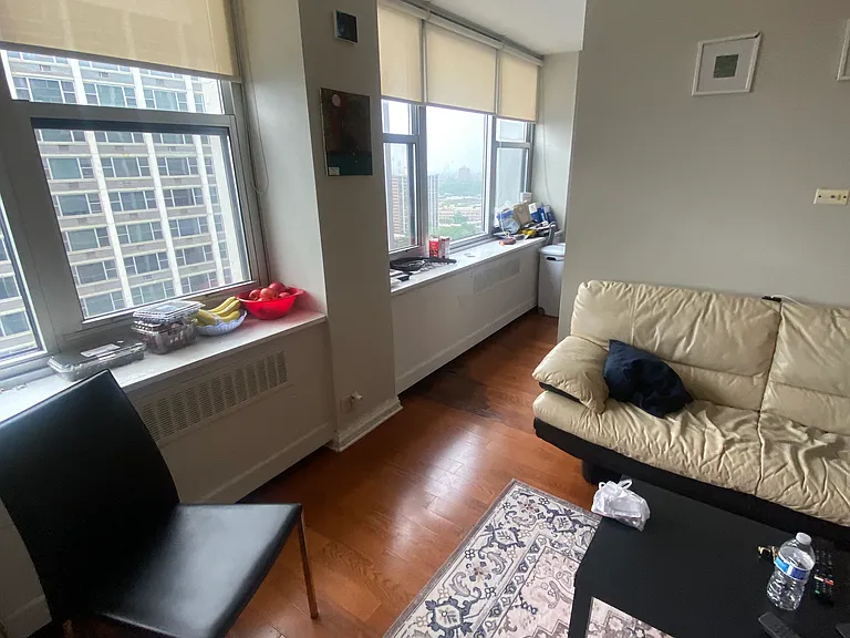 4250 N Marine Dr #2523 — Photo 8