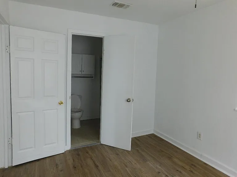 485 Sargent St — Photo 21