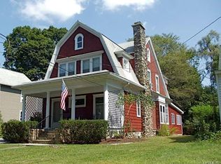 11 Spring St, Pawling, NY 12564