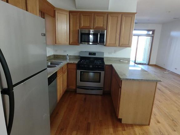5th image of 6408 S Central Ave #3