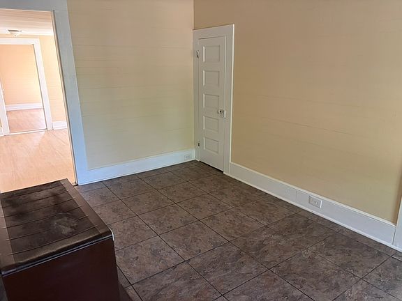 2nd image of 218 Gilmer St #218
