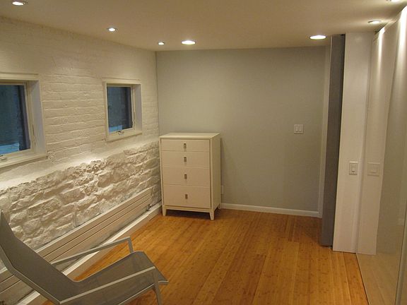 5th image of 227 W Eugenie St #G