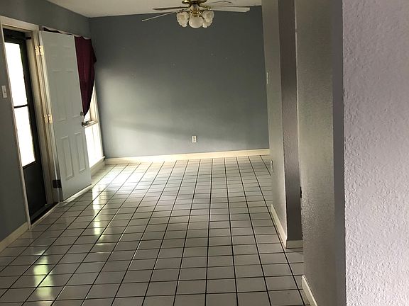 5th image of 2501 Valwood Pkwy
