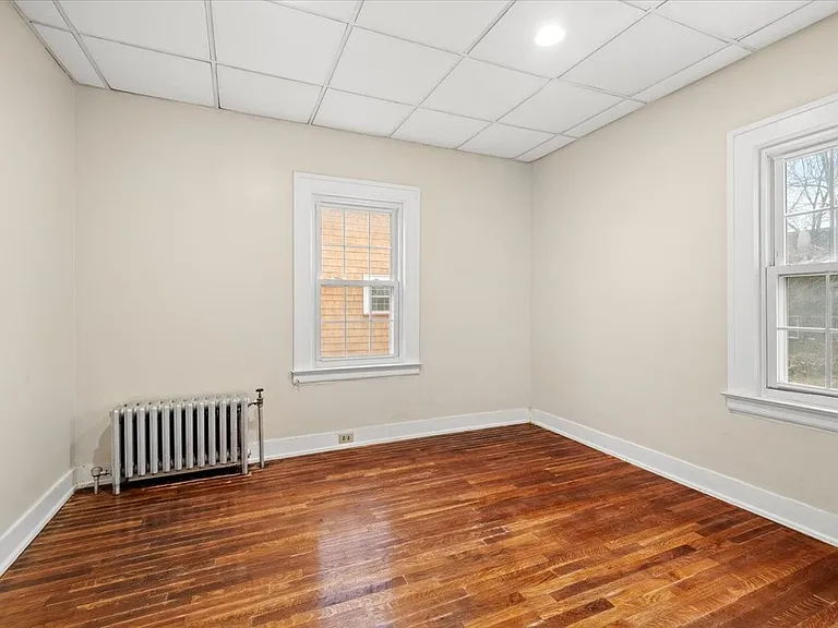 26 Doubleday St — Photo 15