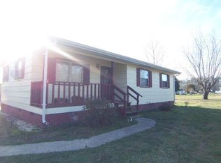 3578 Sharps Rd, Warsaw, VA 22572