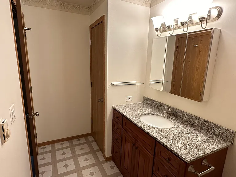 551 Leah Ln #3B — Photo 11