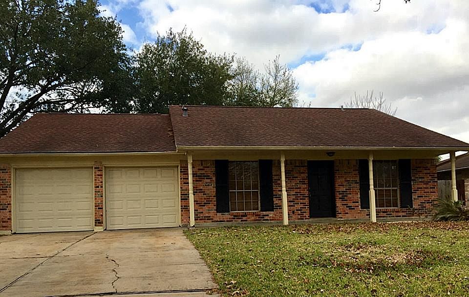 1st image of 2118 Victoria Ct