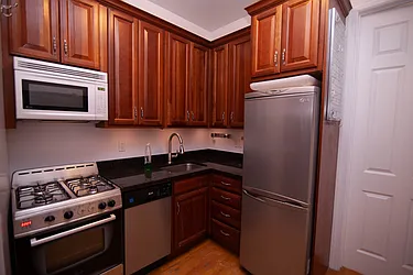 Rented by Batra Group Inc