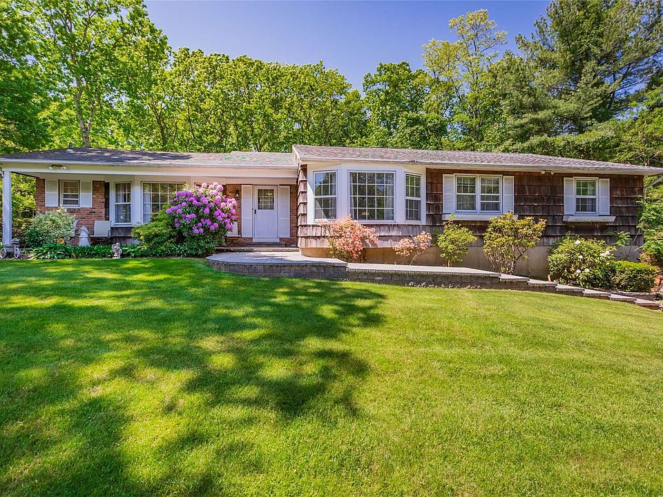 7 Yardley Drive, Dix Hills, NY 11746 Zillow