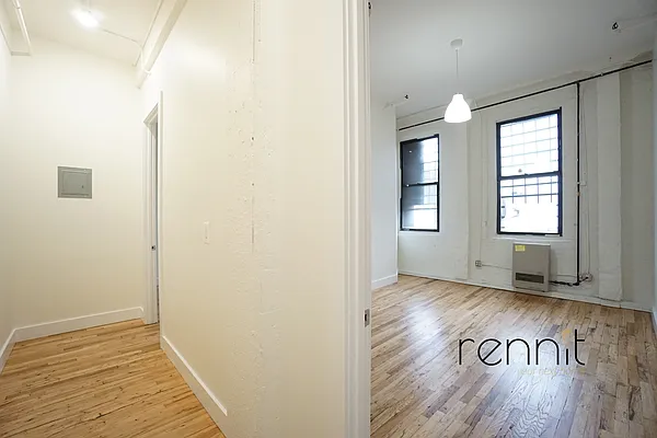 Rented by Rennit Inc. | media 10