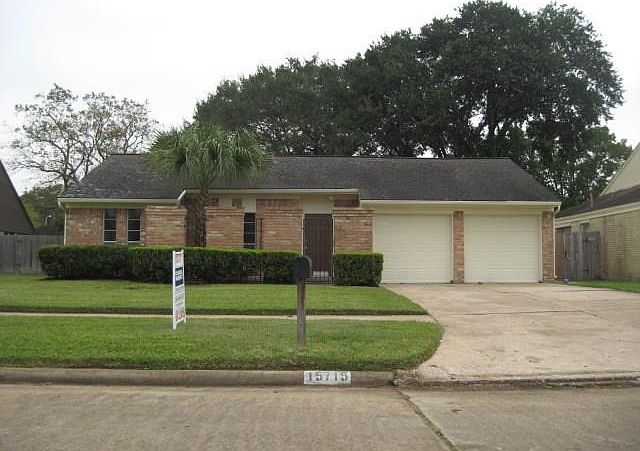 1st image of 15715 Dunmoor Dr