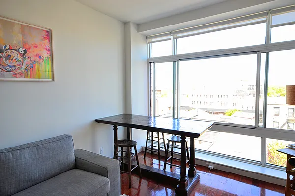 Rented by Bold New York | media 47