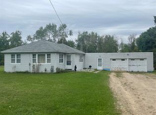 2671 E Maple Rd, Clare, MI 48617