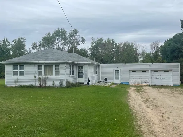 2671 E Maple Rd, Clare, MI 48617