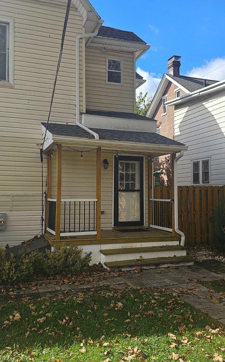 405 S Union St — Photo 1