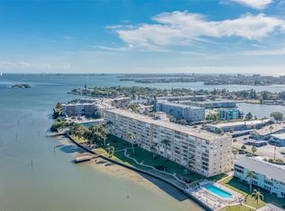 1847 Shore Dr S APT 516, South Pasadena, FL 33707