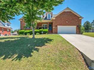103 Cedar Run Ln, Huntsville, AL 35811