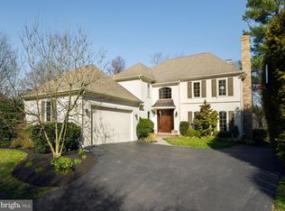 124 Trianon Ln, Villanova, PA 19085