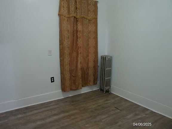 4th image of 3442 Norwalk St
