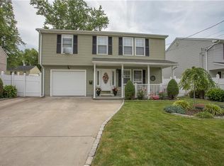 105 Hobson Ave, East Providence, RI 02914