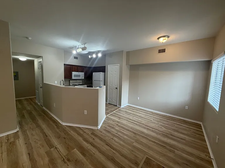 9303 Gilcrease Ave #1250 — Photo 5