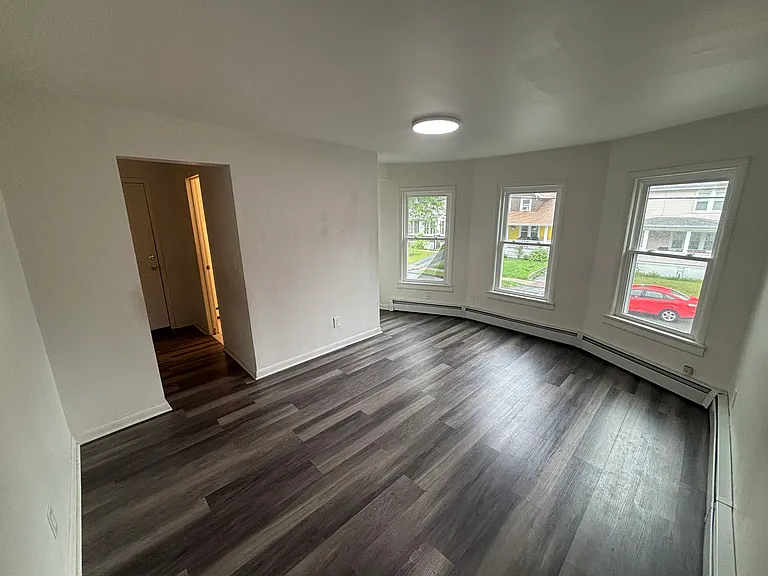 9 Lewis Ave #1 — Photo 3