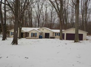 8196 W Birch Rd, Roscommon, MI 48653