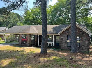 630 Donaghey Ave, Conway, AR 72034