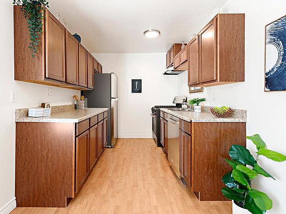 3rd image of 13754 Mango Dr Unit 312