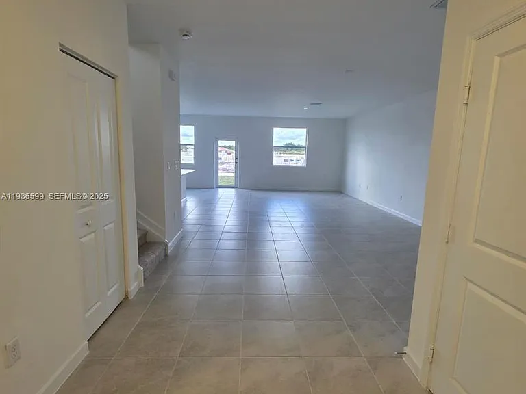 19571 SW 339th Ter — Photo 28